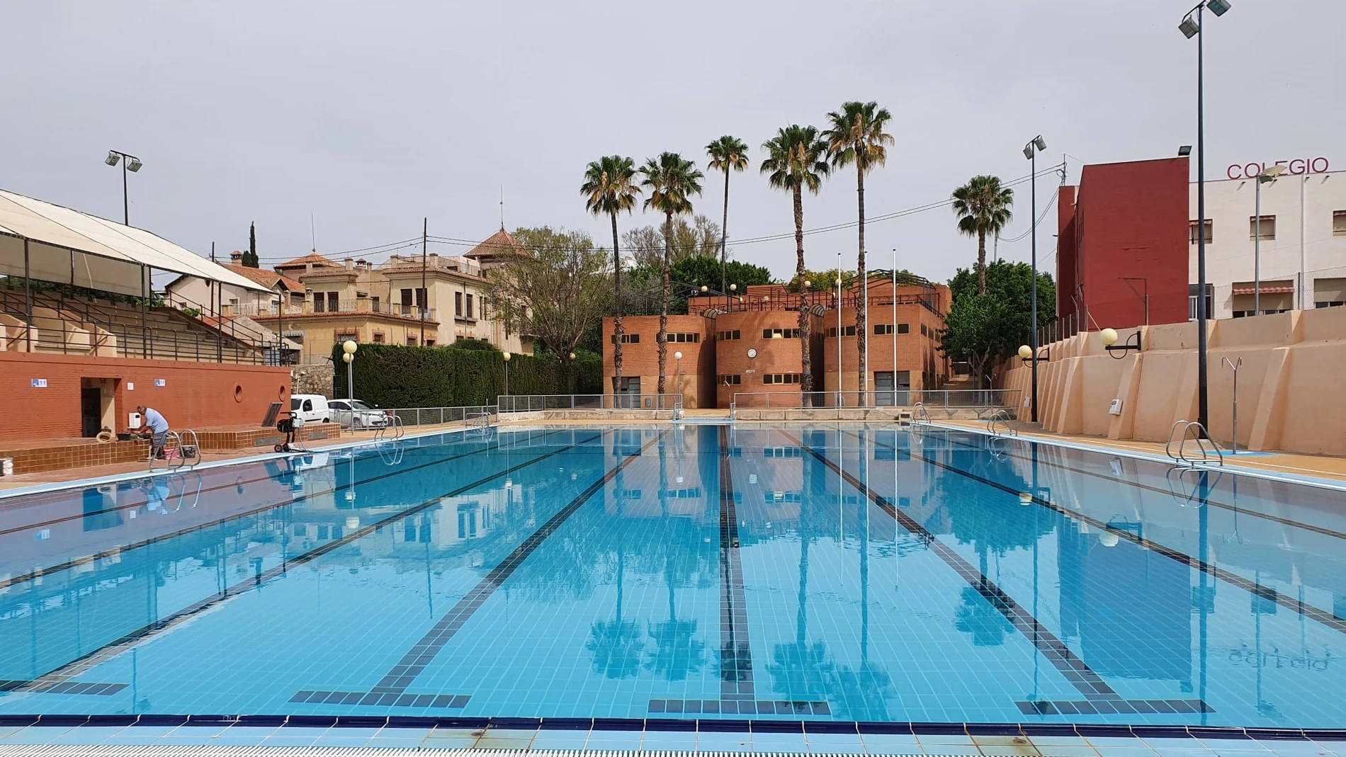 Imagen de archivo de una piscina