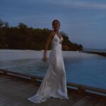 Sabemos dónde encontrar el vestido de novia que ha llevado Paula Ordovás