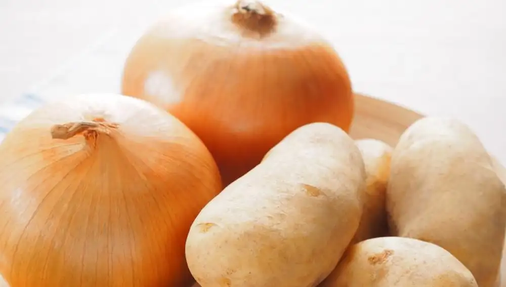 Patatas y cebollas