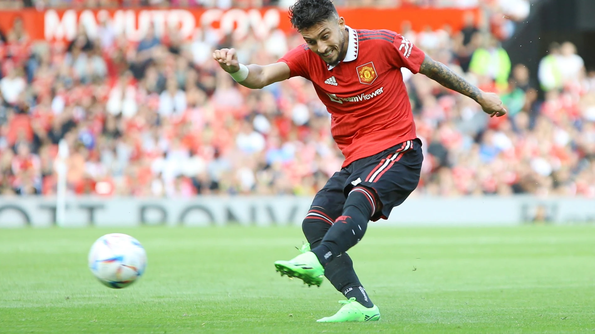 Alex Telles con el Manchester United.