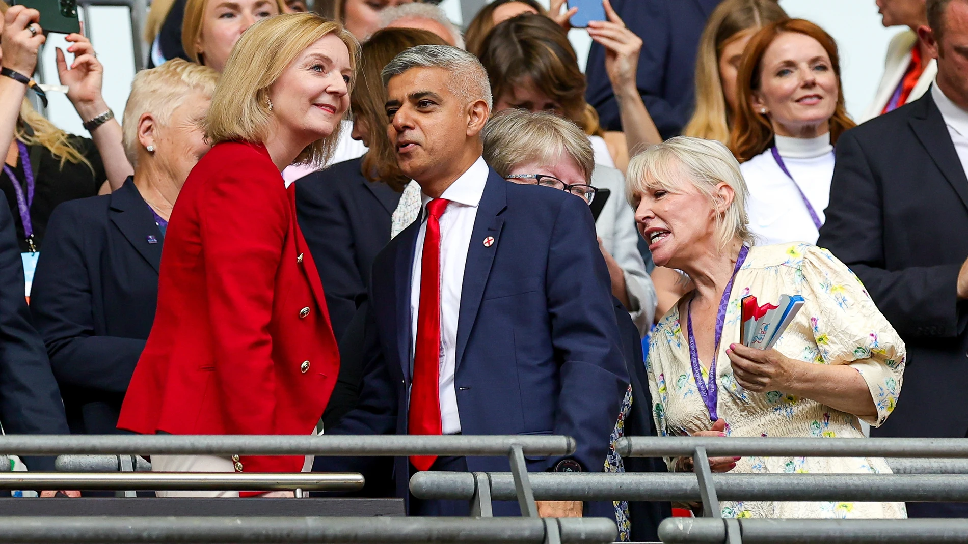 Sadiq Khan y Liz Truss luchan por el liderazgo del Partido Conservador