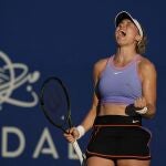 Paula Badosa, of Spain, celebrates after her 6-2, 5-7, 7-6 (5) victory against Elizabeth Mandlik, of the United States, at the Mubadala Silicon Valley Classic tennis tournament in San Jose, Calif., Wednesday, Aug. 3, 2022. (AP Photo/Godofredo A. VÃ¡squez)