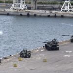 Las fuerzas militares de Taiwán realizan simulacros de antidesembarco durante las maniobras militares anuales Han Kuang, cerca de la ciudad de Nuevo Taipei, en Taiwán