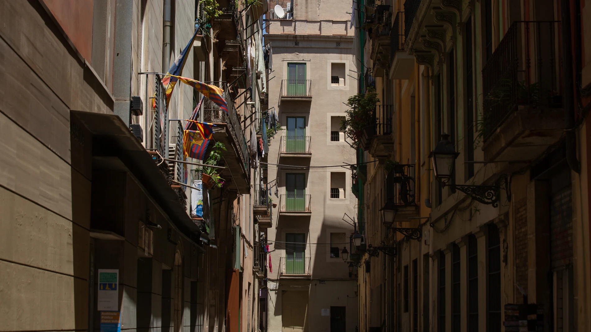 Edificios con viviendas en Barcelona
