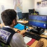 Un agente de la Policía Nacional que ha participado en la investigación de este caso de estafa múltiple