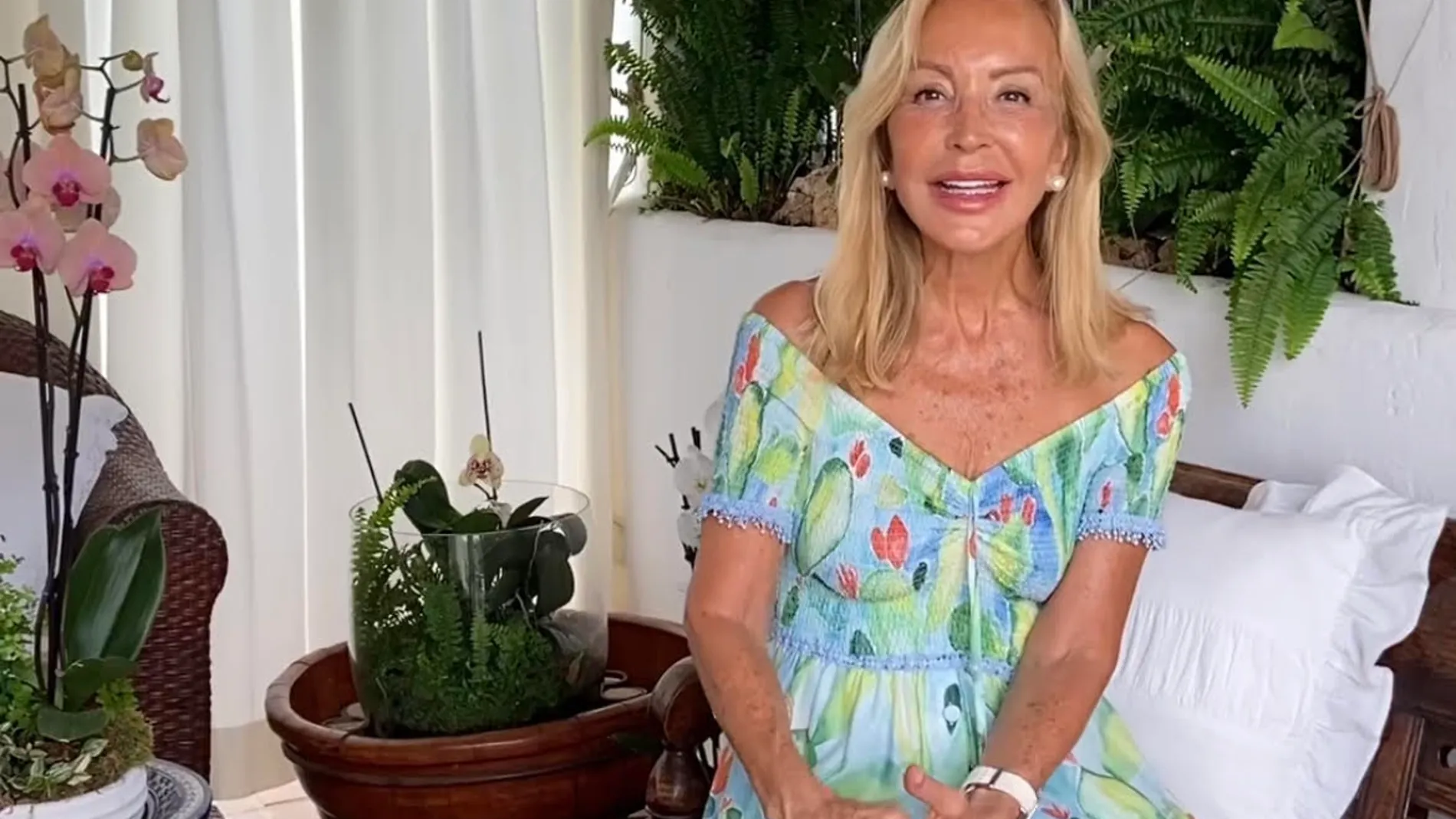 Carmen Lomana le copia el vestido a la Reina Letizia.