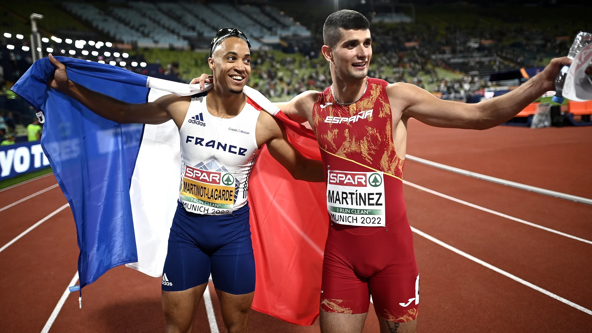Pascal Martinot-Lagarde, con Asier Martínez