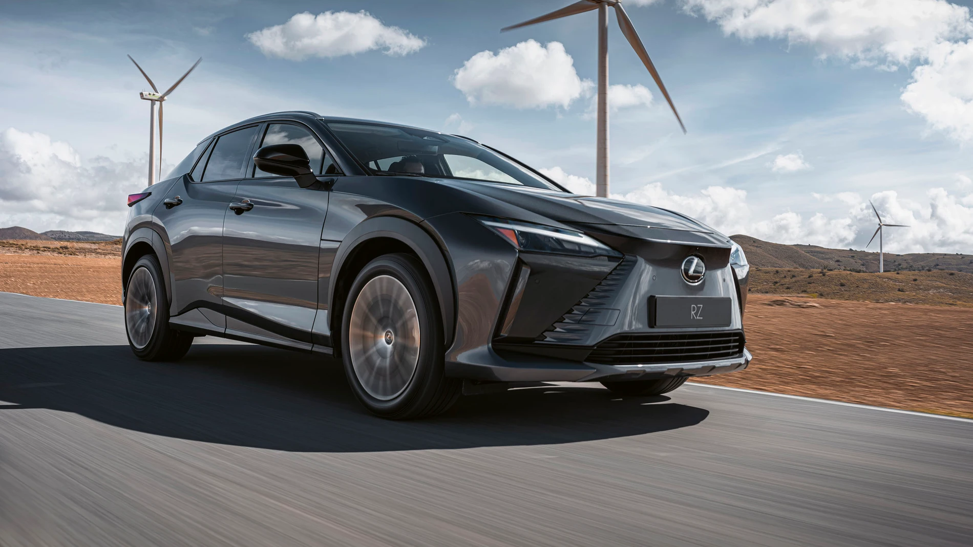 Lexus RZ450