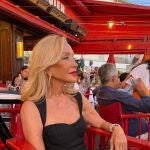 Carmen Lomana se va de compras en Marbella. 