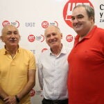 El secretario general de UGT, Pepe Álvarez, valora la situación de los agentes medioambientales en la Comunidad junto a Faustino Temprano