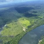 En la selva brasileña se han identificado al menos 114 pueblos indígenas que viven aislados