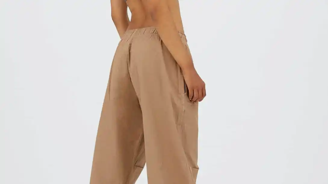 Pantalones Parachute, la tendencia más actual del otoño