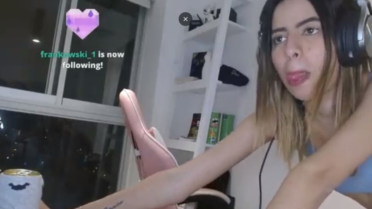 La streamer kimmikka baneada de Twitch por tener sexo en directo