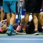 Nadal fue atendido tras golpearse con la raqueta en la nariz