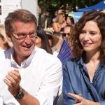 El líder del PP, Alberto Núñez Feijóo, y la presidenta de la Comunidad de Madrid, Isabel Díaz Ayuso