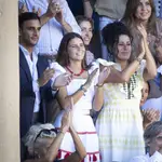 Cayetana Rivera y Manuel Vega con Lourdes Montes durante la 65 edición de la corrida Goyesca de Ronda