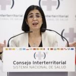 La ministra de Sanidad, Carolina Darias durante la rueda de prensa de este lunes tras reunión del Consejo Interterritorial de Sanidad. EFE/ Rodrigo Jiménez