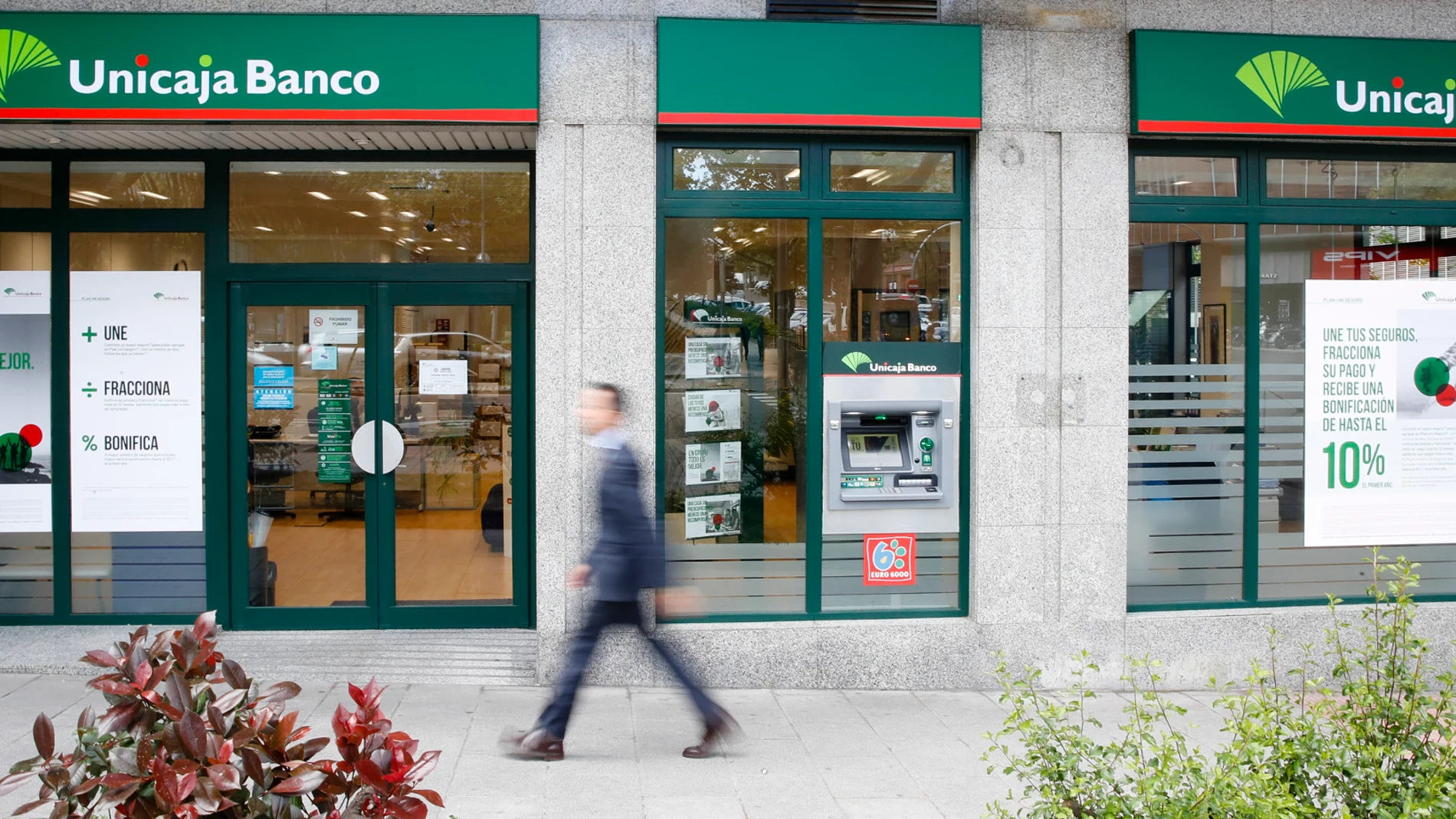 Una oficina de Unicaja Banco