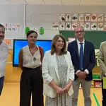 La consejera de Educación, María Isabel Campuzano, en un encuentro en el CEIP Carolina Codorníu de la pedanía murciana de Churra