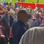 Captura del momento en el que Del Nido gritaba mirando al palco del Sánchez-Pizjuán