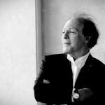 En recuerdo del escritor Javier Marías, fallecido hoy, a los 70 años.