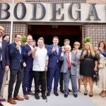 El presidente de la Junta de Castilla y León, Alfonso Fernández Mañueco, participa en la inauguración de la Gastrobodega El Hilo de Ariadna, junto al secretario de Estado de Turismo, Fernando Valdés, Martín Berasategui, Jesús Yllera, Marcos Yllera, Jesús Julio Carnero, Conrado Íscar, Raquel Alonso y Maria Dolores Mayo, entre otros