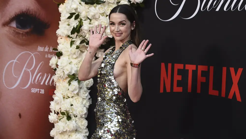 Ana de Armas arrives at the premiere of "Blonde," Tuesday, Sept. 13, 2022, at TCL Chinese Theatre in Los Angeles. (Photo by Jordan Strauss/Invision/AP)