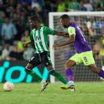 Paul Akouokou con el Betis.