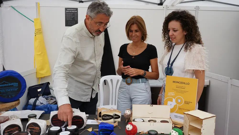 Las diputadas Noemí Otero y Magdalena Rodríguez apoyan a los productores segovianos en el "Fromago Cheese Experience"