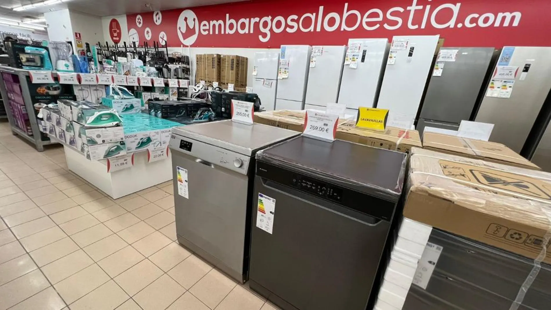 Interior de uno de los locales de Embargos a lo bestia