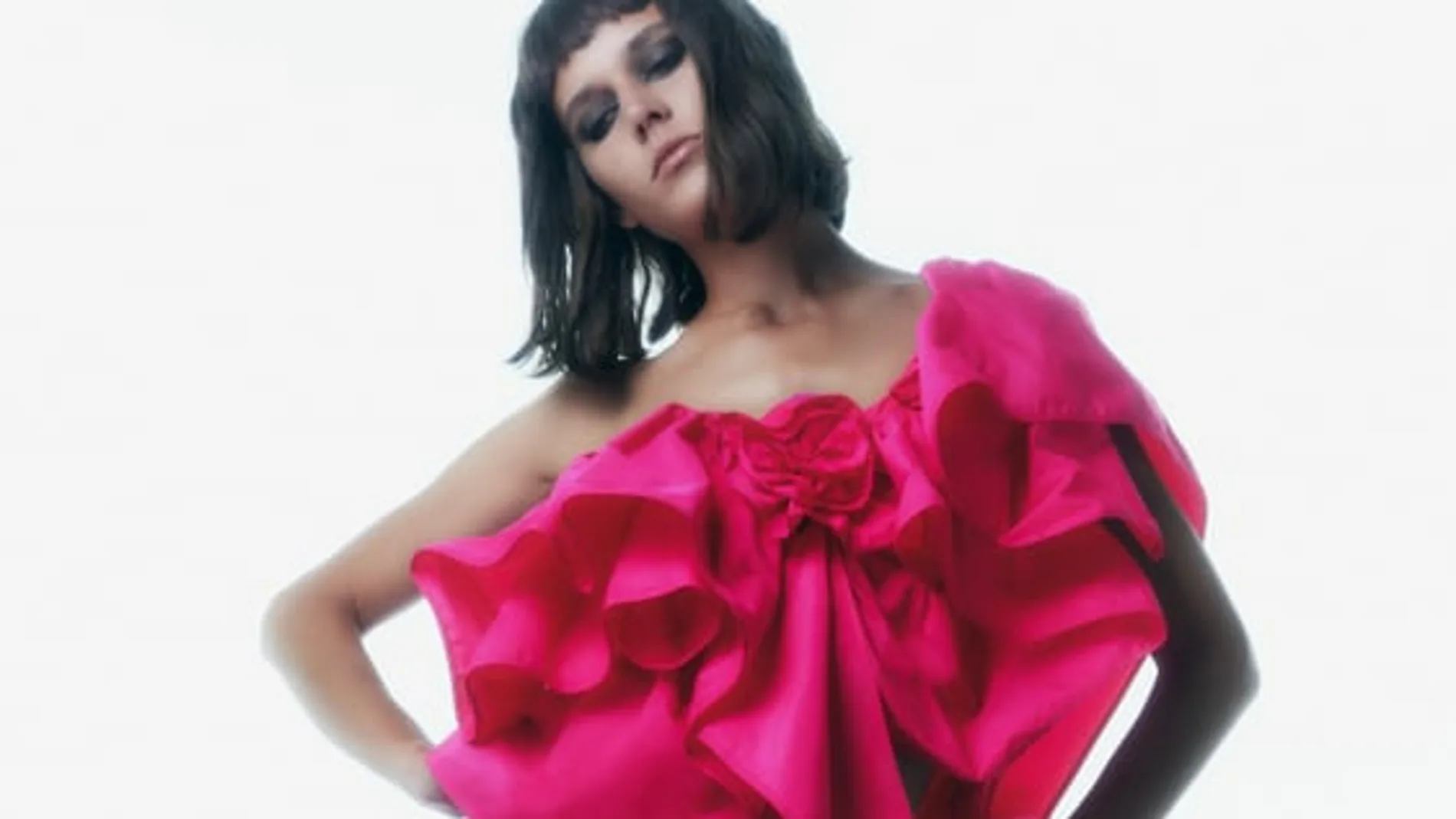 Total look rosa fucsia de Zara para ser la invitada perfecta