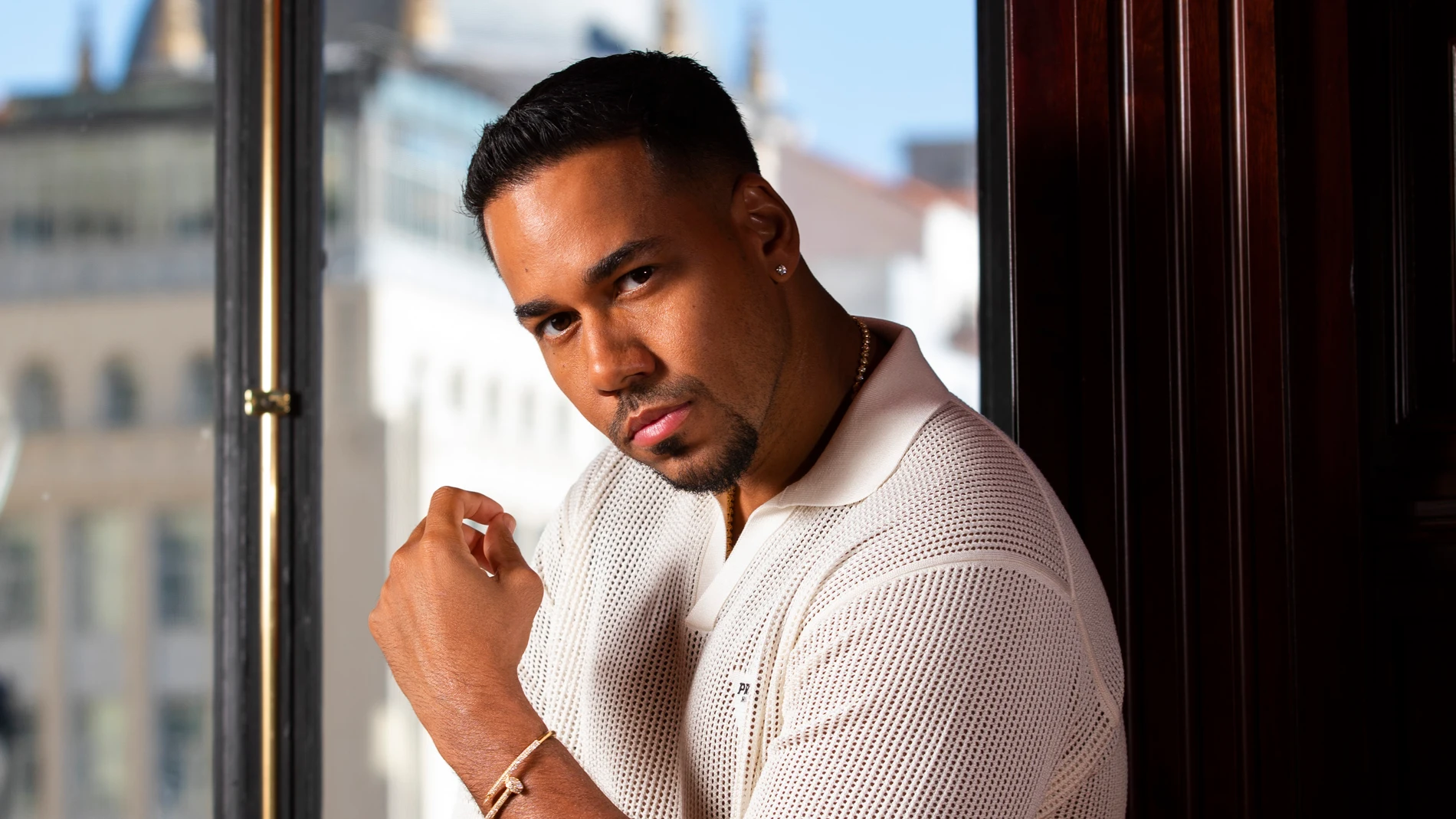 Entrevista al músico Romeo Santos, que publica "Fórmula Vol. 3"