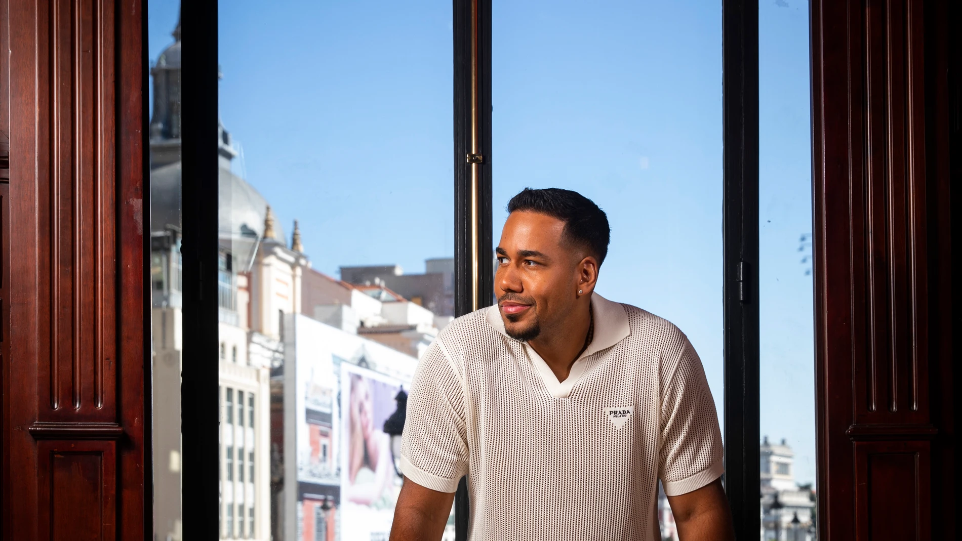 Entrevista al músico Romeo Santos, que ha publicado "Fórmula Vol. 3"