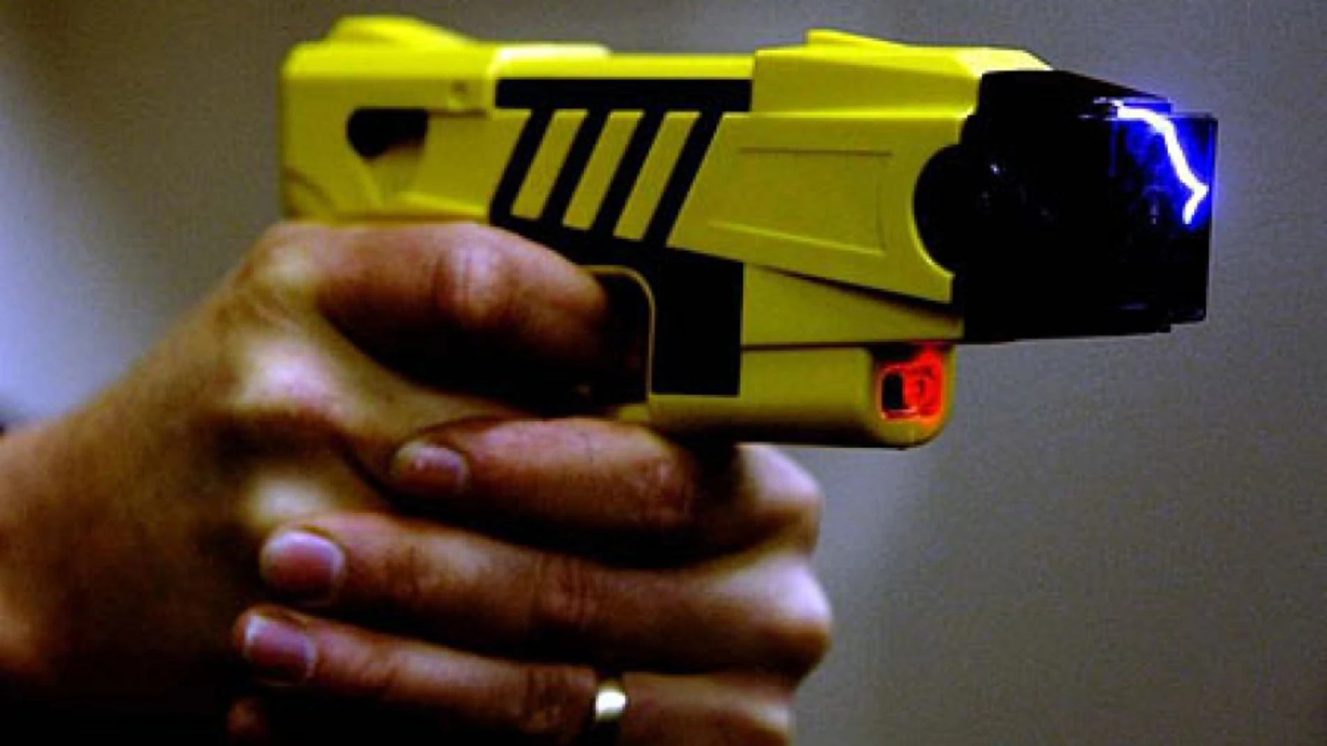 Pistola taser