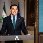 El presidente de la Junta de Andalucía, Juanma Moreno, interviene en la tercera edición de "Talent Woman España"
