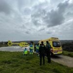Grave una niña de 2 años al caer a una piscina en un chalé de Redueña