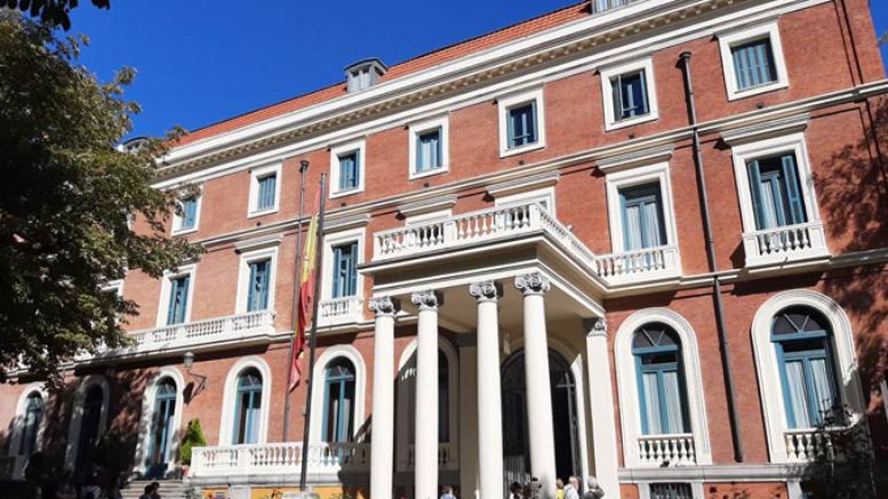 El Palacio en el que nació una reina y "okupó" “La Pasionaria”