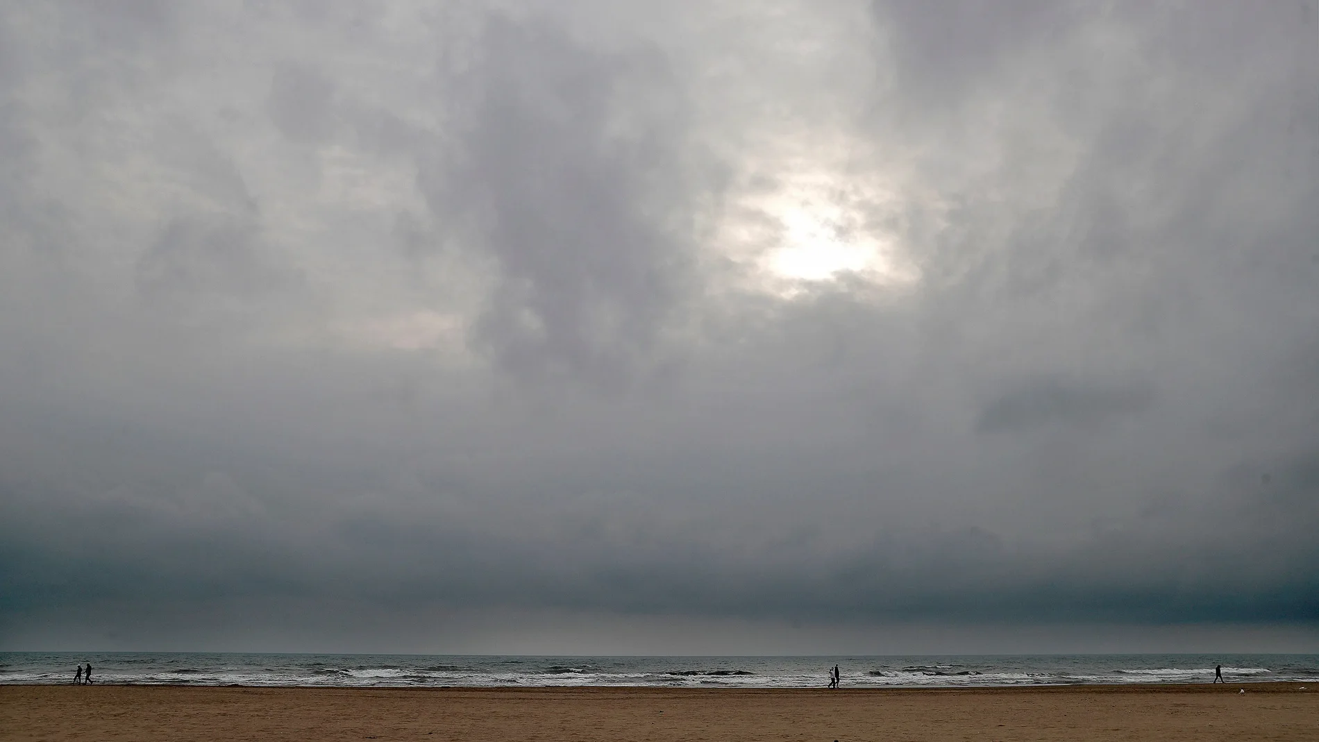 Las nubes serán las protagonistas en este Jueves Santo