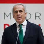 El consejero de Sanidad de la Comunidad de Madrid, Enrique Ruiz Escudero