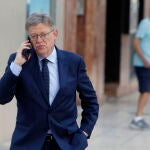 El Gobierno valenciano celebra su primera reunión tras anunciar el president de la Generalitat, Ximo Puig, una reforma fiscal