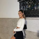 Ana Padilla con falda pantalón de Zara y botas altas