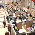El Gobierno pacta la subida salarial de los funcionarios solo con los sindicatos afines