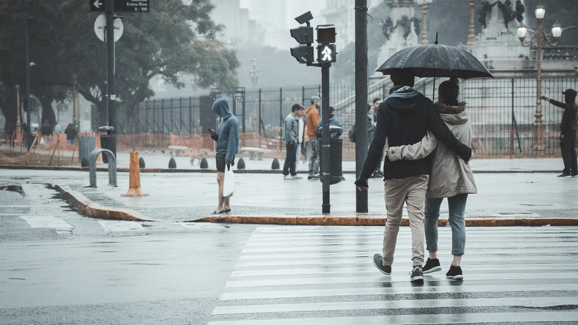 El agua de lluvia de todo el planeta esta contaminada por sustancias quimicas para siempre