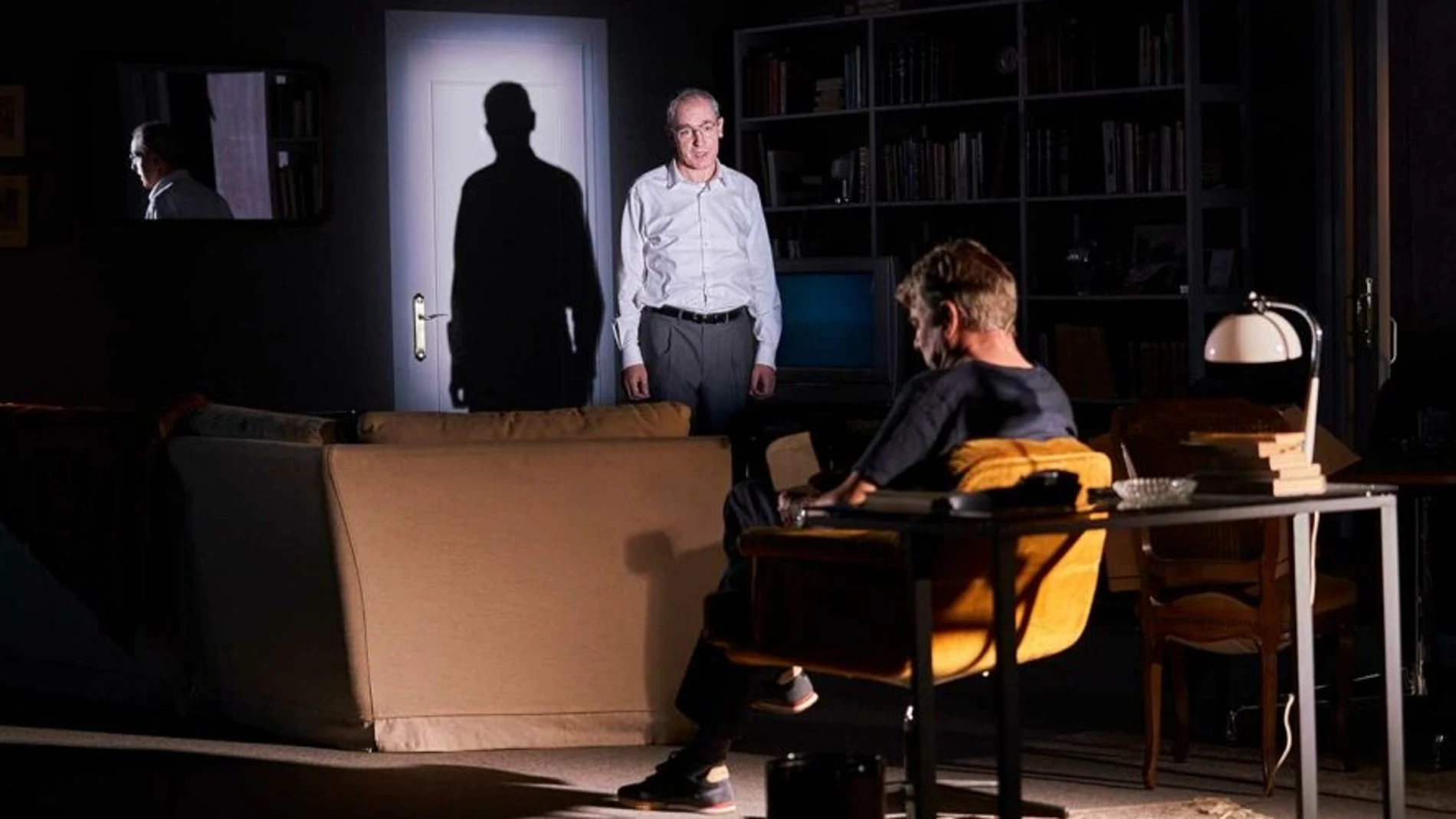 Pere Arquillué y Carles Martínez protagonizan la versión de Julio Manrique de "L'adversari"