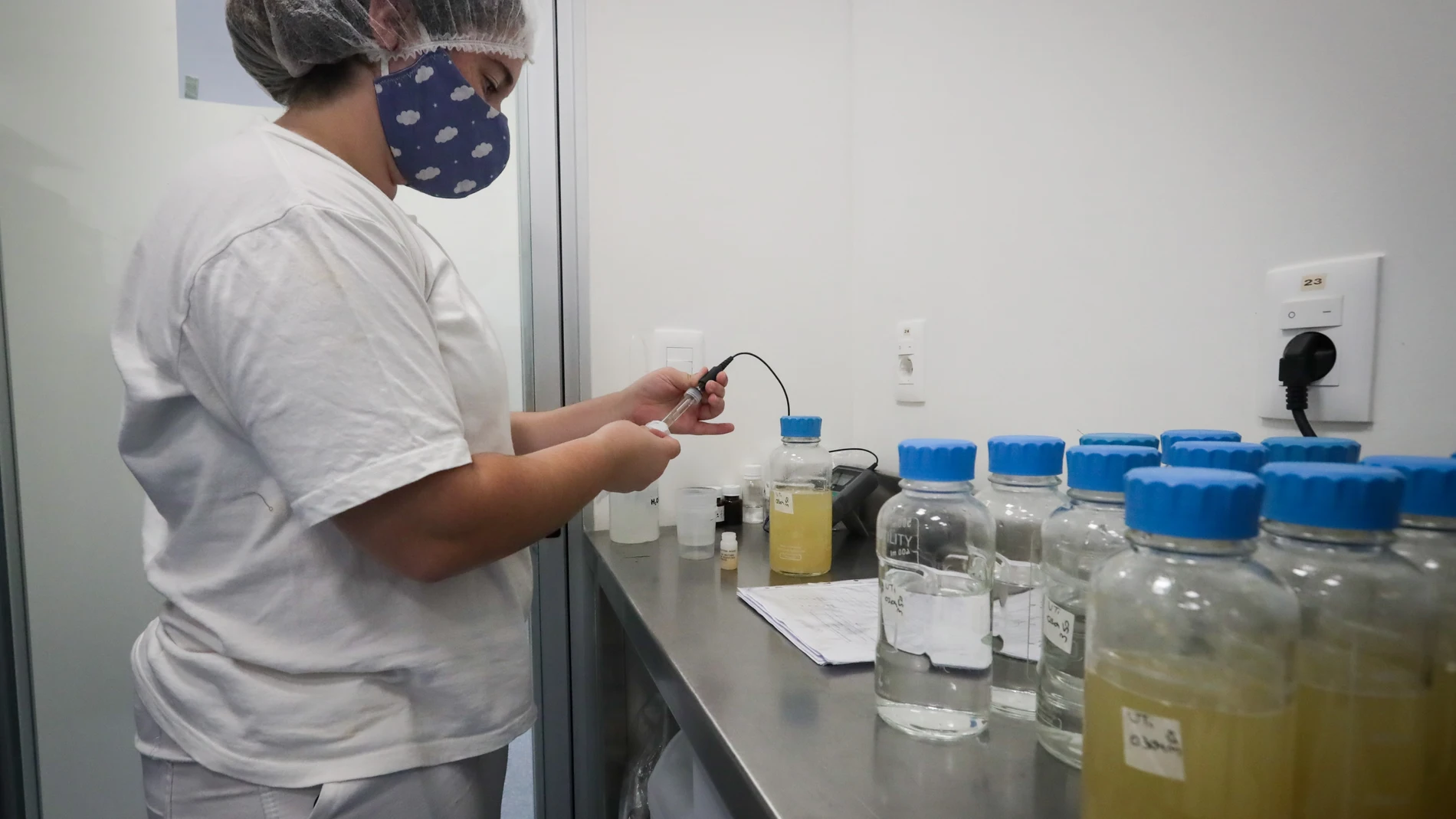 Las mujeres representan entre el 45 y el 55 por ciento de los estudiantes de grado y de maestrías