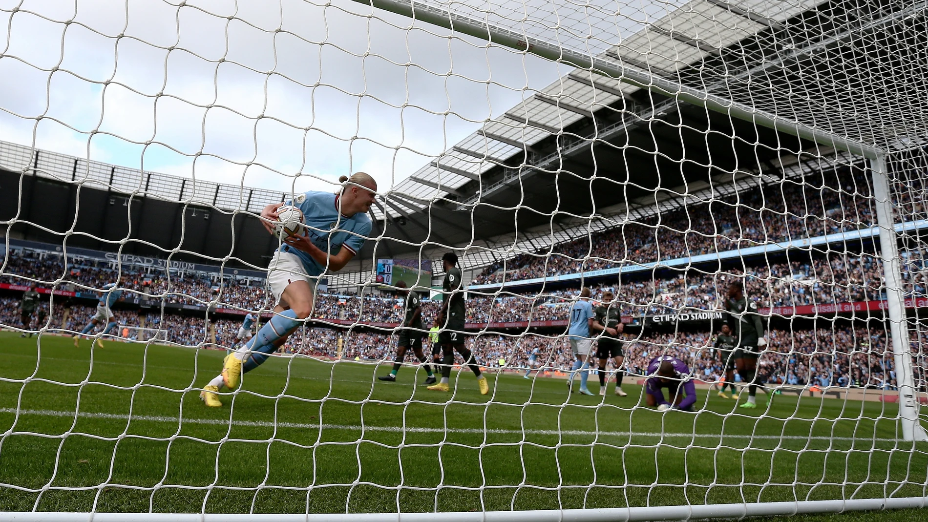 Haaland celebra el gol que marcó al Southampton
