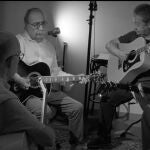 Los Lobos, en el videoclip de la nueva versión de "Tristes guerras"