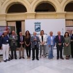 El escenario escogido para dar arranque a la cita ha sido el Patio de Banderas del Ayuntamiento de Málaga