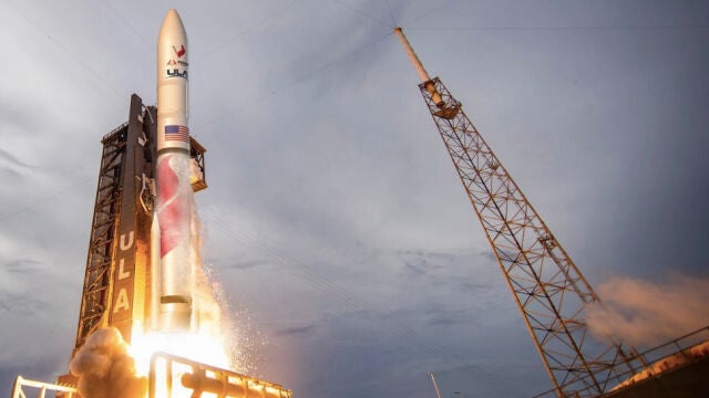 La nave Vulvan Centaur llevará los satélites de Amazon...sin haber volado hasta la fecha.