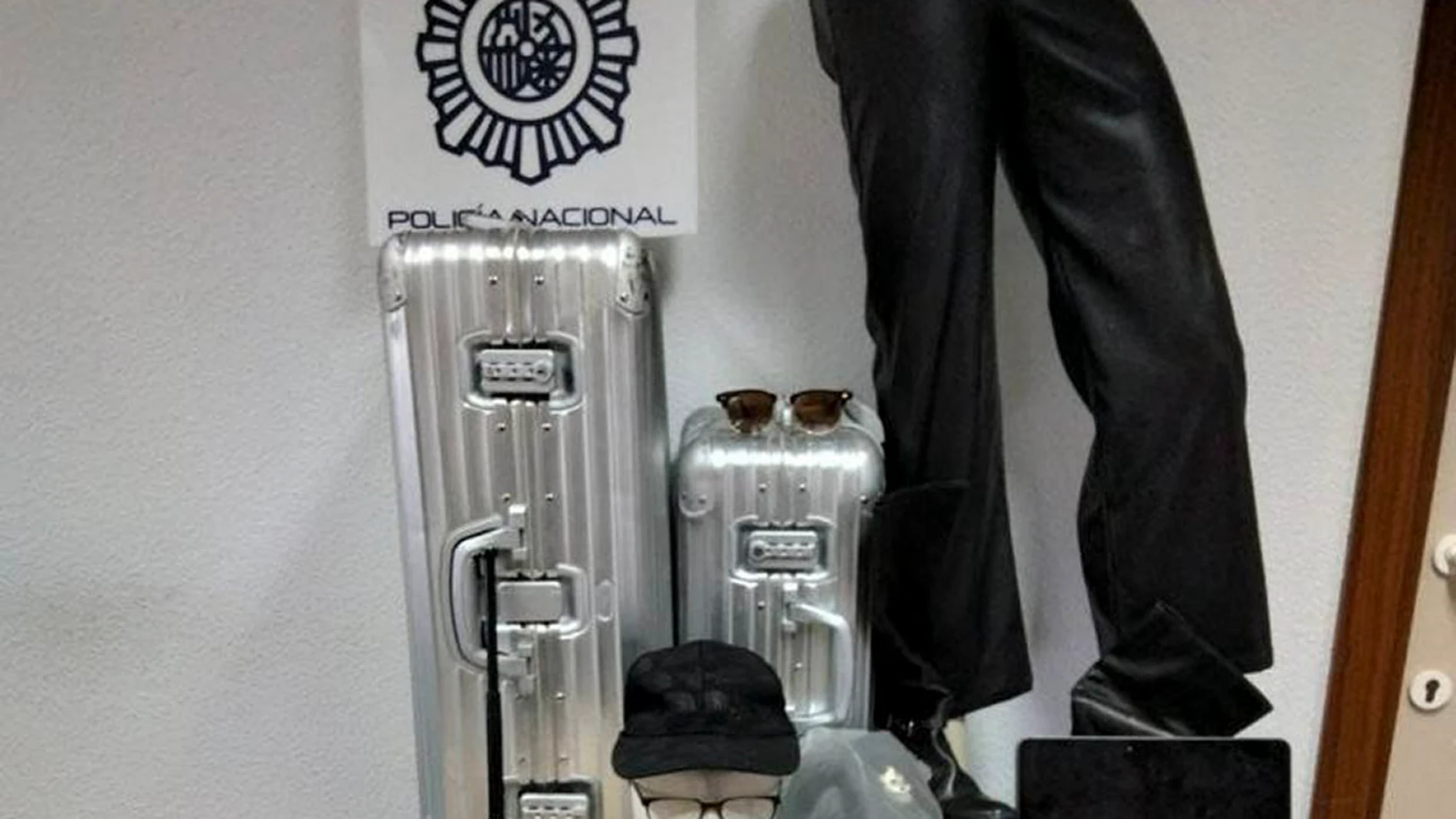 La Policía Nacional ha detenido en Madrid a las cuatro personas que hace casi un año asaltaron la vivienda del fundador de la red social Tuenti